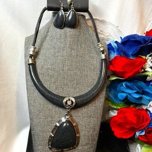 Black Fashion Necklace Set with Matching Earrings.